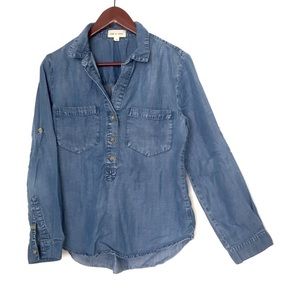 •Cloth & Stone• Blue Chambray popover Top Medium